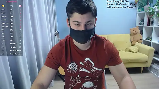 Snapshot of Tomguys chatting on March 20, 7:35 am Tomguys online show from March 20, 7:35 am