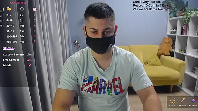 Snapshot of Tomguys chatting on March 24, 7:57 am Tomguys online show from March 24, 7:57 am