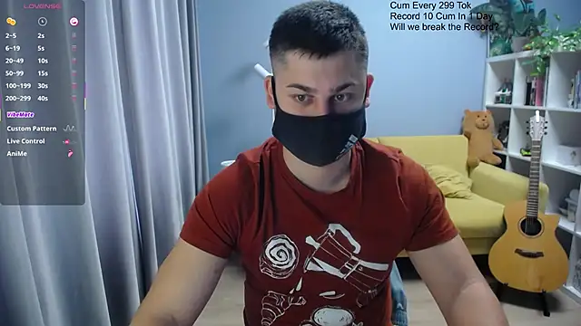 Snapshot of Tomguys chatting on March 29, 8:03 am Tomguys online show from March 29, 8:03 am