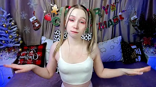 Snapshot of LilyStarlight chatting on December 27, 4:47 am LilyStarlight online show from December 27, 4:47 am