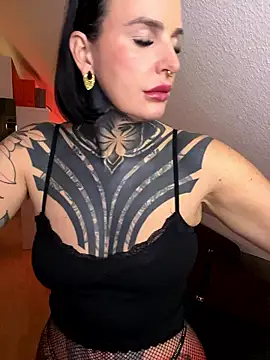 InkedBiitch online show from January 8, 6:16 am