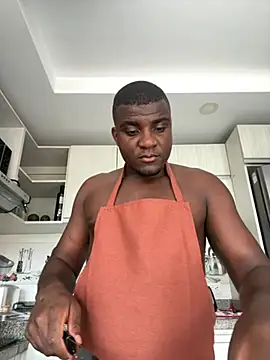 Snapshot of MAXJONES_2 chatting on April 28, 8:58 pm MAXJONES 2 online show from April 28, 8:58 pm