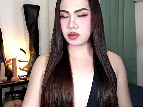 elise bloom69 online show from April 30, 1:50 pm