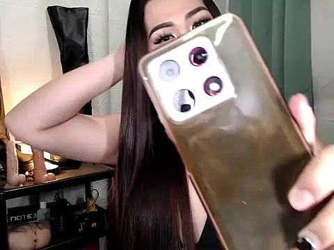 elise bloom69 online show from May 21, 4:03 pm