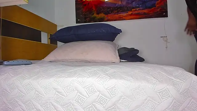 Snapshot of _ebony-queen_ chatting on March 21, 11:55 am ebony-queen online show from March 21, 11:55 am