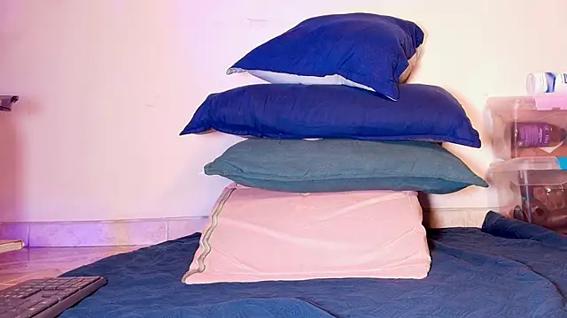 Snapshot of _ebony-queen_ chatting on October 26, 12:11 pm ebony-queen online show from October 26, 12:11 pm