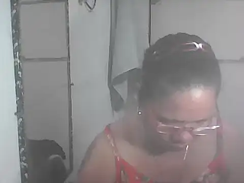 Snapshot of hotwet_mama4uxx chatting on January 20, 7:04 pm hotwet mama4uxx online show from January 20, 7:04 pm