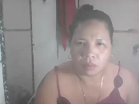Snapshot of hotwet_mama4uxx chatting on February 11, 3:18 am hotwet mama4uxx online show from February 11, 3:18 am