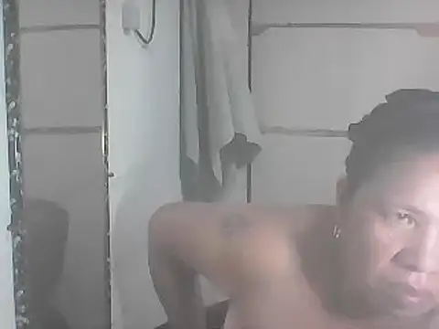 Snapshot of hotwet_mama4uxx chatting on February 16, 1:38 pm hotwet mama4uxx online show from February 16, 1:38 pm