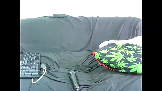 MissParis26 online show from January 25, 11:55 am