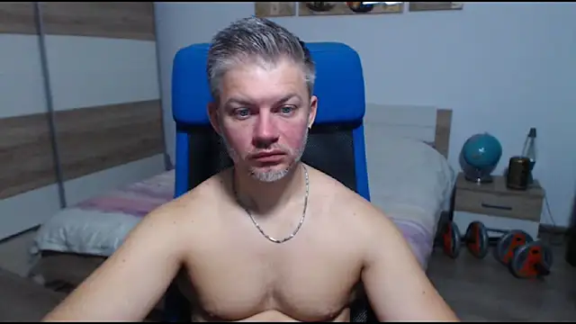 RobbyShawz online show from September 29, 6:40 am