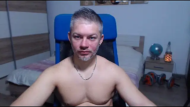 RobbyShawz online show from December 15, 5:34 am