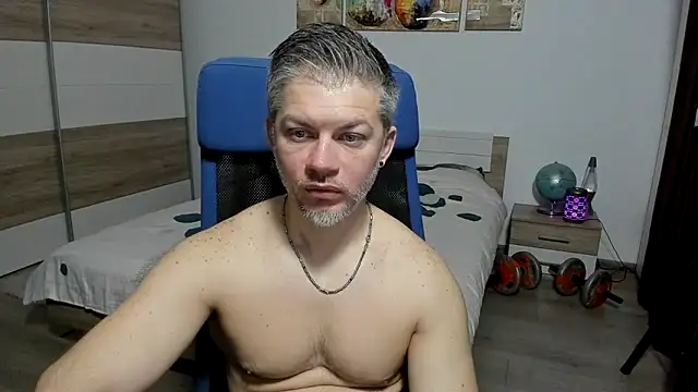 RobbyShawz online show from February 25, 5:06 am