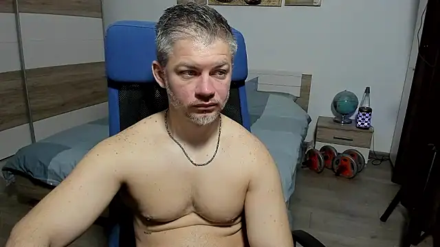 RobbyShawz online show from March 27, 5:13 am