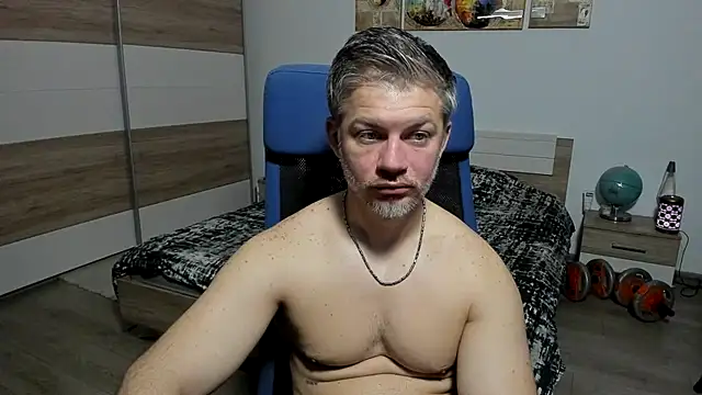 RobbyShawz online show from May 4, 4:41 am
