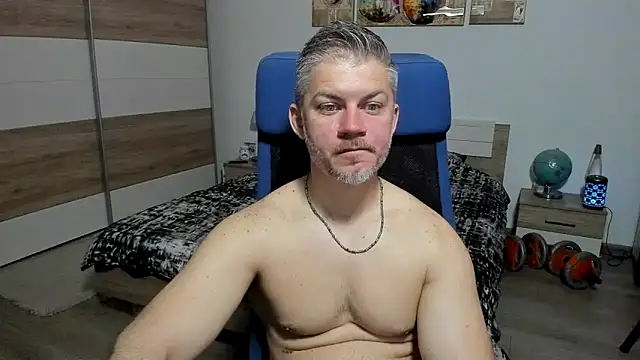 RobbyShawz online show from May 6, 5:14 am