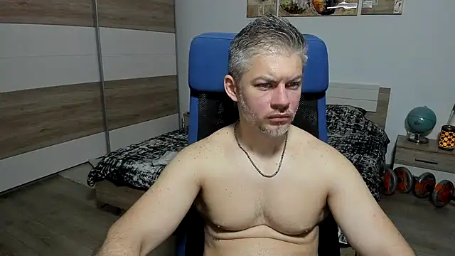 RobbyShawz online show from May 11, 5:02 am