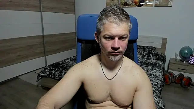 RobbyShawz online show from May 17, 5:49 am