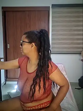 Snapshot of Natashariley1 chatting on February 8, 8:23 pm Natashariley1 online show from February 8, 8:23 pm