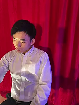 Snapshot of asiahot_liam chatting on February 26, 11:20 am asiahot liam online show from February 26, 11:20 am