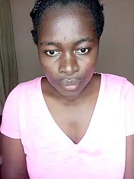 Snapshot of _cutemelania chatting on November 16, 9:04 am cutemelania online show from November 16, 9:04 am