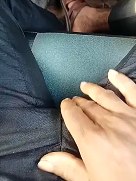 Snapshot of Royalk2030 chatting on February 8, 3:21 am Royalk2030 online show from February 8, 3:21 am