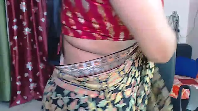 Snapshot of Naiaa-mylove chatting on March 14, 6:08 am Naiaa-mylove online show from March 14, 6:08 am