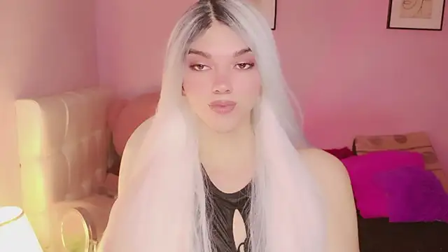 Snapshot of EvaEvangeline chatting on March 4, 1:06 pm EvaEvangeline online show from March 4, 1:06 pm