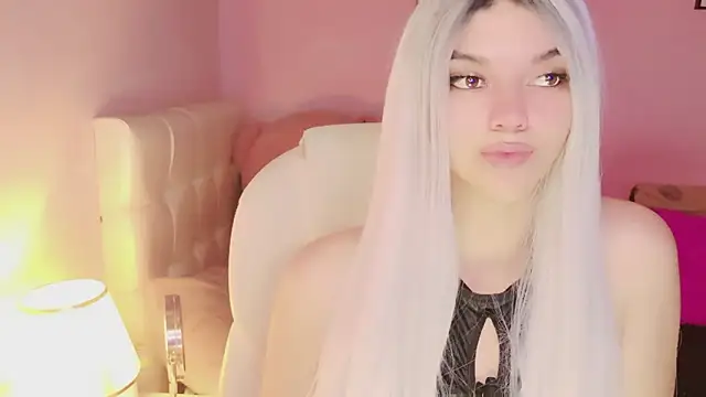 Snapshot of EvaEvangeline chatting on March 8, 6:28 am EvaEvangeline online show from March 8, 6:28 am