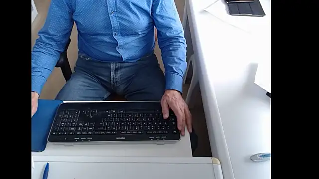 Snapshot of dutchpornking chatting on September 24, 9:12 am dutchpornking online show from September 24, 9:12 am