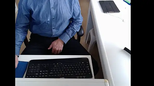 Snapshot of dutchpornking chatting on November 6, 8:04 am dutchpornking online show from November 6, 8:04 am