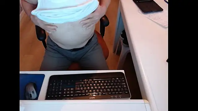 Snapshot of dutchpornking chatting on November 11, 8:03 am dutchpornking online show from November 11, 8:03 am