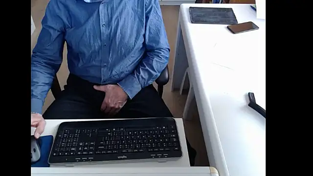 Snapshot of dutchpornking chatting on November 20, 8:36 am dutchpornking online show from November 20, 8:36 am