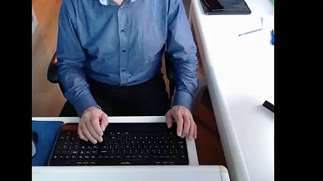 Snapshot of dutchpornking chatting on December 16, 7:57 am dutchpornking online show from December 16, 7:57 am