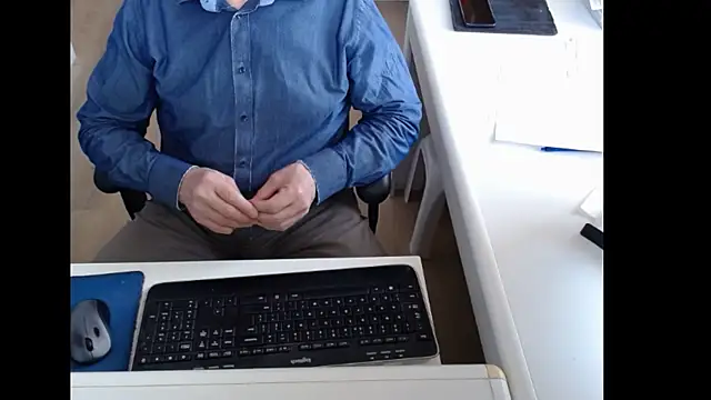 dutchpornking online show from April 26, 7:28 am