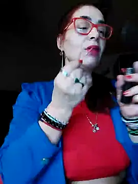 Snapshot of Chriss_Tinaa chatting on December 6, 7:21 am Chriss Tinaa online show from December 6, 7:21 am