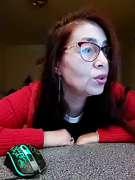 Snapshot of Chriss_Tinaa chatting on December 8, 4:39 pm Chriss Tinaa online show from December 8, 4:39 pm