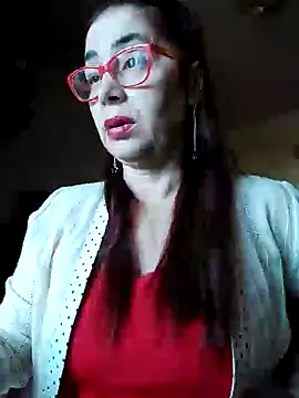 Snapshot of Chriss_Tinaa chatting on December 16, 8:09 am Chriss Tinaa online show from December 16, 8:09 am