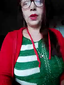 Snapshot of Chriss_Tinaa chatting on December 21, 10:39 am Chriss Tinaa online show from December 21, 10:39 am