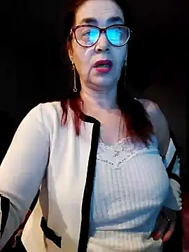 Snapshot of Chriss_Tinaa chatting on January 3, 5:39 am Chriss Tinaa online show from January 3, 5:39 am