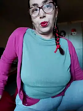 Snapshot of Chriss_Tinaa chatting on January 20, 9:03 am Chriss Tinaa online show from January 20, 9:03 am