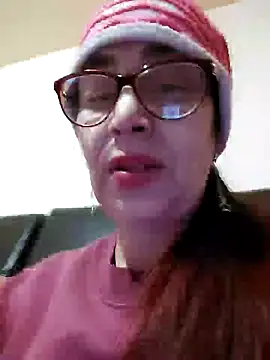 Snapshot of Chriss_Tinaa chatting on January 22, 3:07 pm Chriss Tinaa online show from January 22, 3:07 pm