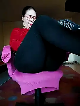 Snapshot of Chriss_Tinaa chatting on January 29, 6:33 am Chriss Tinaa online show from January 29, 6:33 am