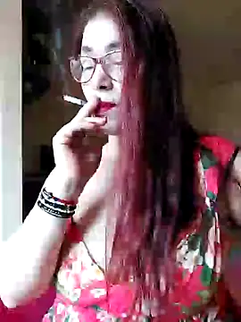 Snapshot of Chriss_Tinaa chatting on February 2, 9:30 am Chriss Tinaa online show from February 2, 9:30 am