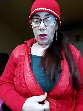 Snapshot of Chriss_Tinaa chatting on February 10, 4:08 am Chriss Tinaa online show from February 10, 4:08 am