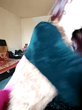 Snapshot of Chriss_Tinaa chatting on February 14, 10:17 am Chriss Tinaa online show from February 14, 10:17 am