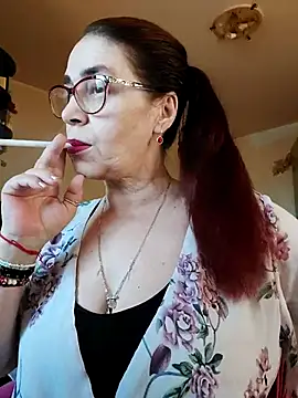 Snapshot of Chriss_Tinaa chatting on March 7, 6:02 am Chriss Tinaa online show from March 7, 6:02 am