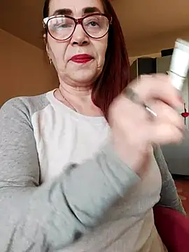 Snapshot of Chriss_Tinaa chatting on March 19, 5:08 am Chriss Tinaa online show from March 19, 5:08 am