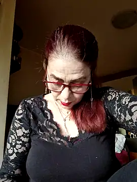 Chriss Tinaa online show from May 4, 3:24 am