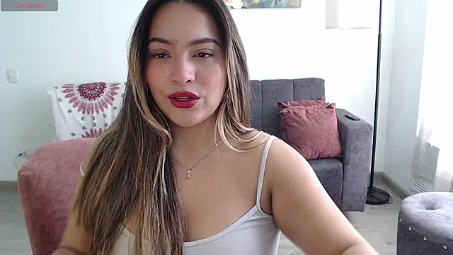 Dakotaa J online show from October 2, 1:40 pm